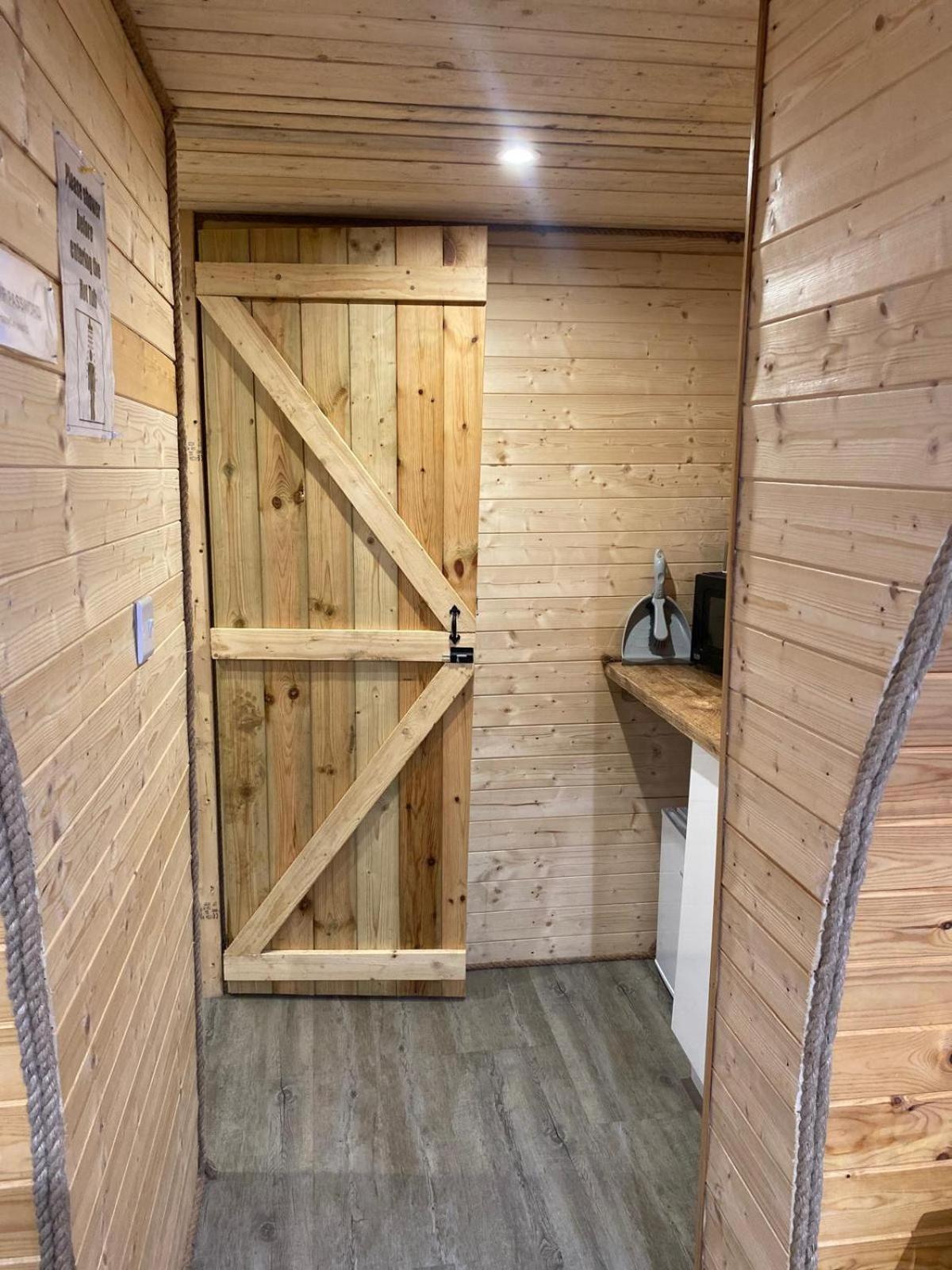 Crabmill Glamping Bewdley Hotel ภายนอก รูปภาพ