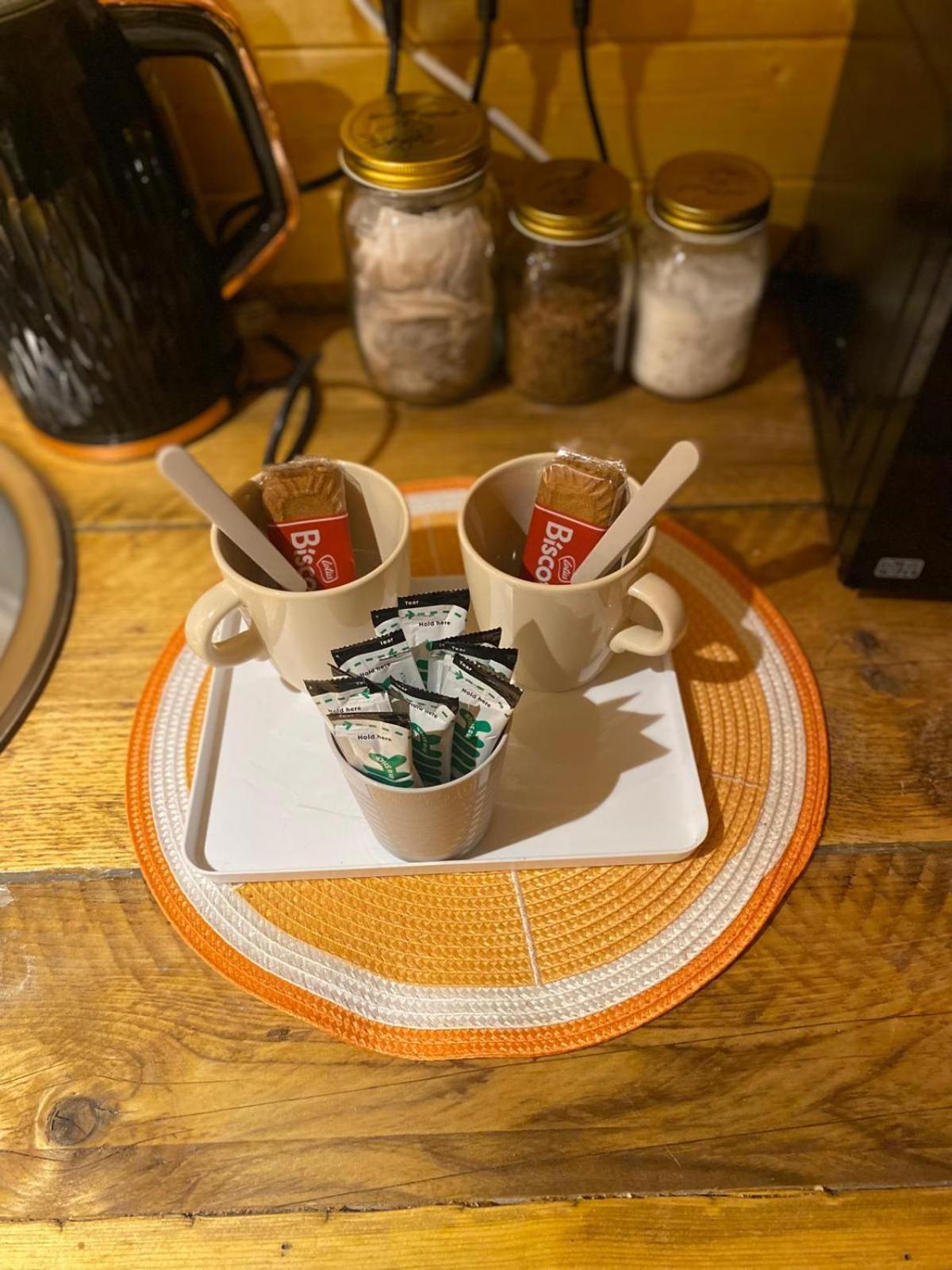 Crabmill Glamping Bewdley Hotel ภายนอก รูปภาพ