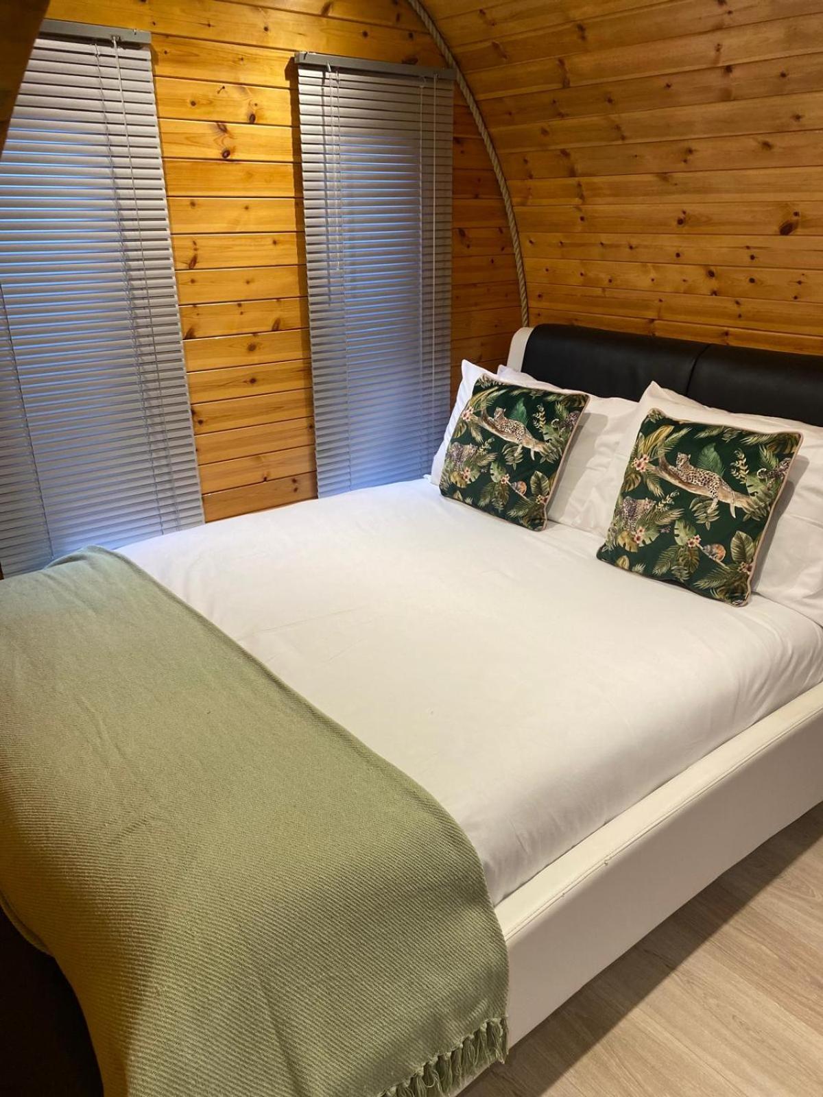 Crabmill Glamping Bewdley Hotel ภายนอก รูปภาพ