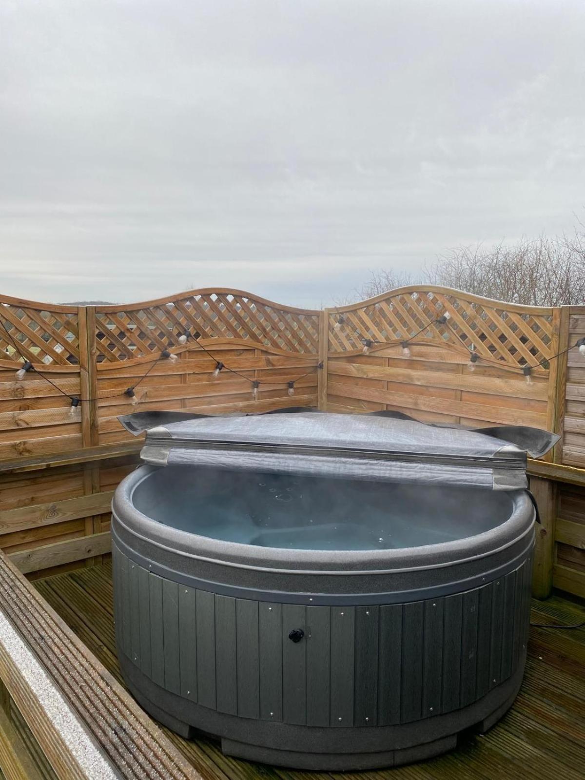 Crabmill Glamping Bewdley Hotel ภายนอก รูปภาพ