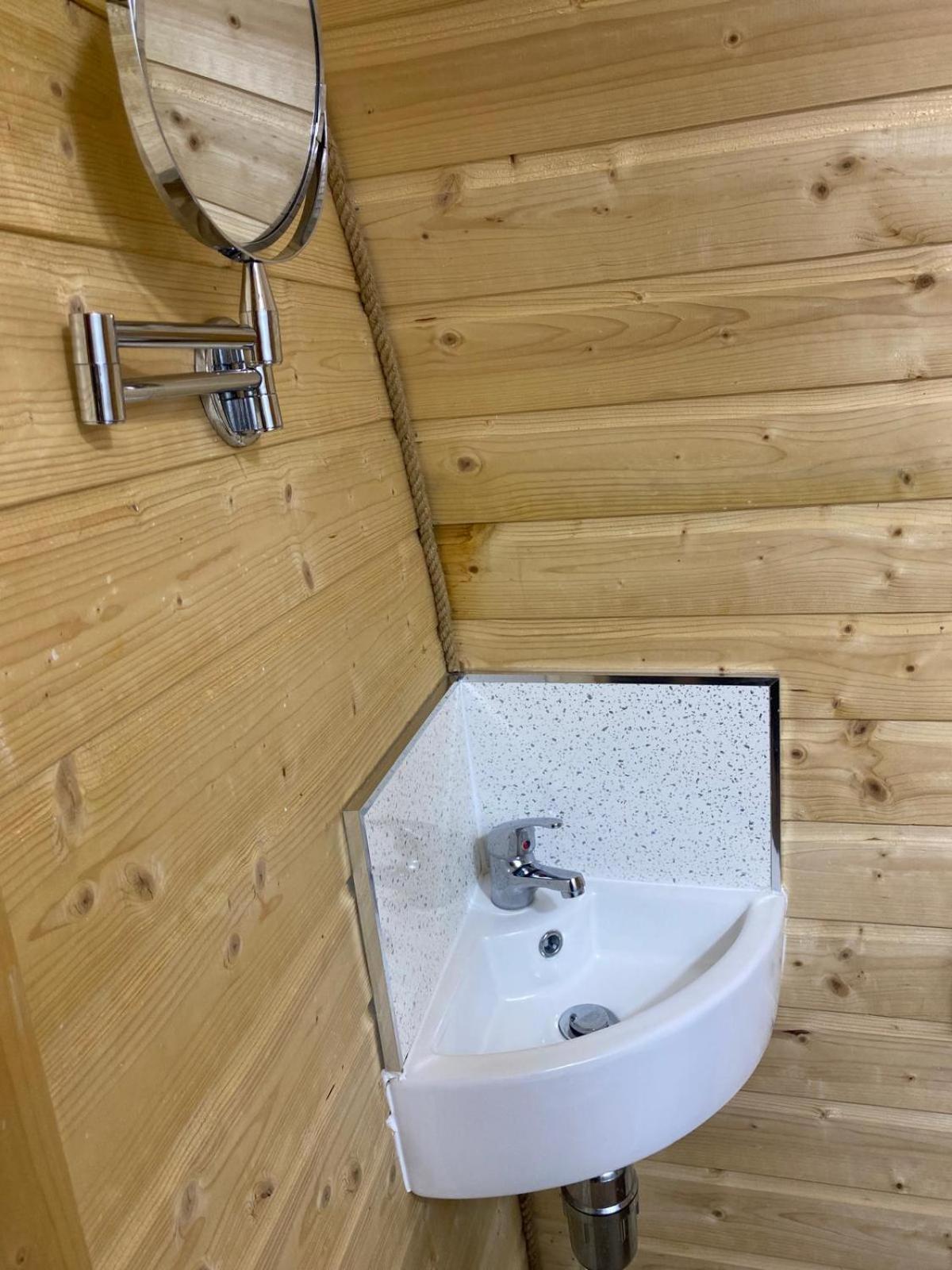 Crabmill Glamping Bewdley Hotel ภายนอก รูปภาพ